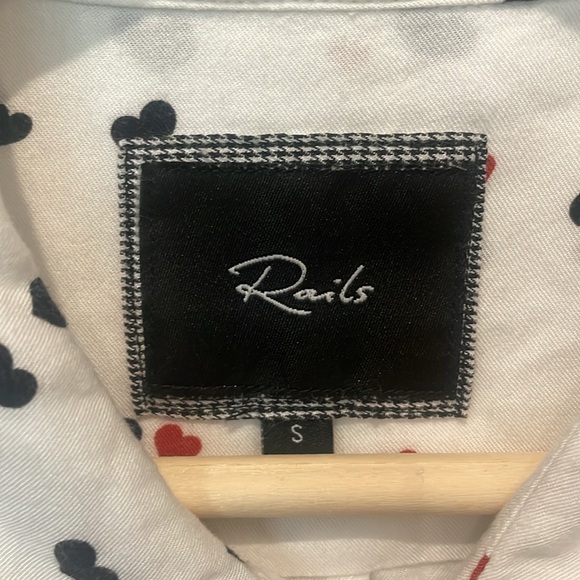 Rails Black and Red Heart Shirt size small - Picture 5 of 5